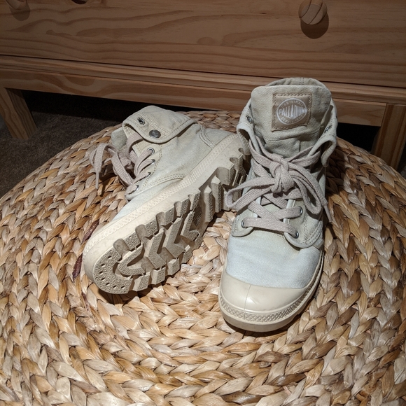 palladium boots vegan